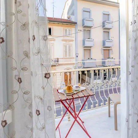 Casa Arsella بيت ضيافة فياريجيو